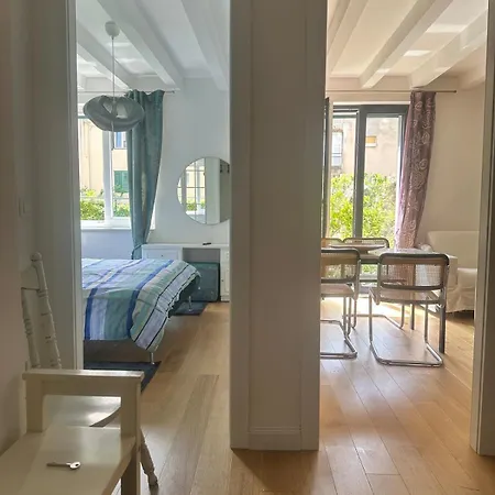 Apartment Db *