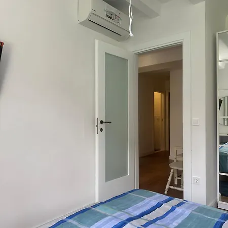 Db Apartment Split