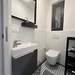 Db דירה ספליט