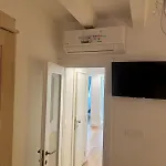 דירה Db *